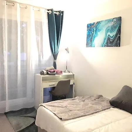 3 Chambres, Wifi, Netflix, 2 Stationnements Montevrain