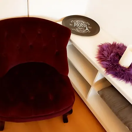 3 Chambres, Wifi, Netflix, 2 Stationnements Guest house Montevrain