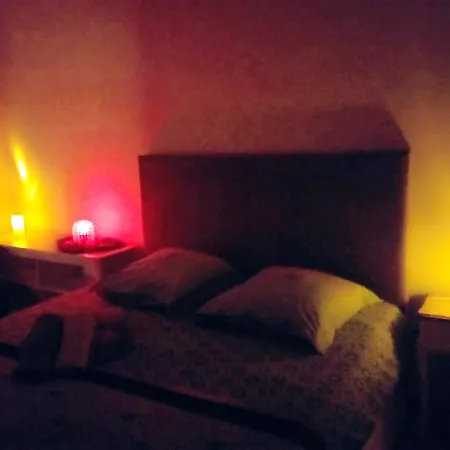 3 Chambres, Wifi, Netflix, 2 Stationnements Guest house *